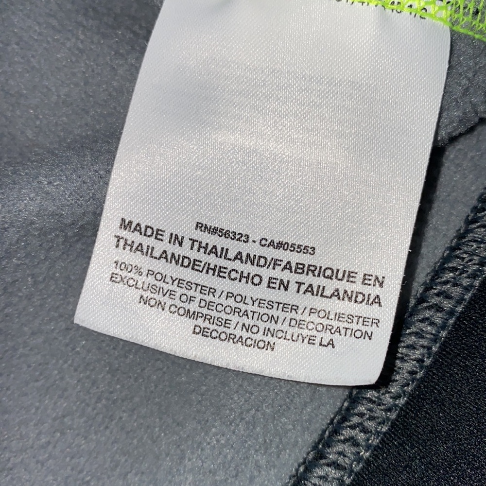 Nike zip up therma-fit jacket - Picture 7 of 9